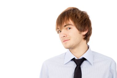 yakışıklı genç adam, bir gömlek ve kravat giymiş