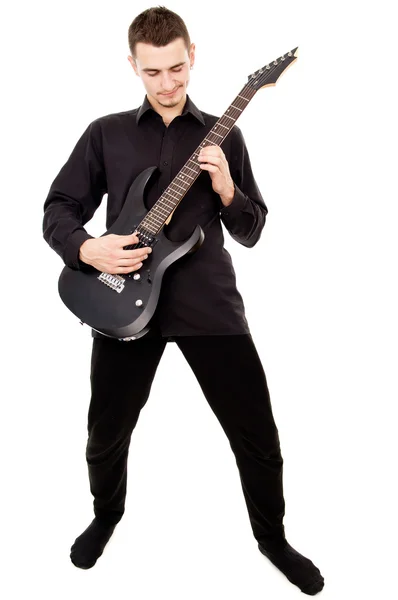 Hermoso chico toca la guitarra eléctrica — Foto de Stock