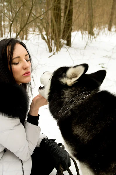 Ragazza sulla natura — Foto Stock