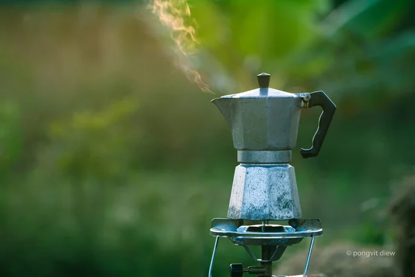Antike Kaffee Moka Kanne Auf Dem Gasherd Zum Zelten Wenn — Stockfoto