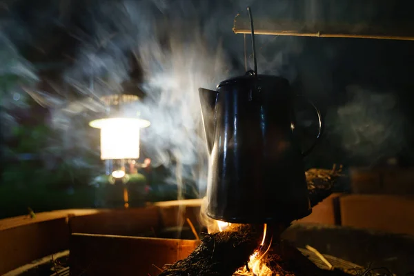 Selective Focus Vintage Enamel Kettle Wood Burning Stove Night Camping — 图库照片