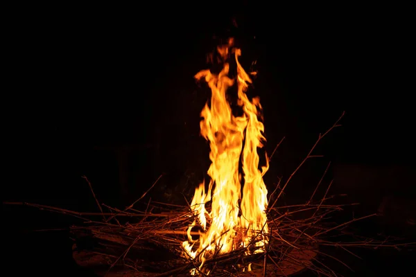 Oheň Plameny Plameny Hořící Jiskry Zblízka Ohnivé Vzory Plameny Ohně — Stock fotografie