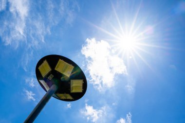 hava, mimari, atmosfer, arkaplan, mavi, parlak, parlak, berrak, iklim, bulut, bulutlu, bulutlu, konsept, kümülüs, gün, gün ışığı, elektrik, enerji, enerji, çevre, kabarık, özgürlük, yüksek, tatil, cennet, lamba, ışık