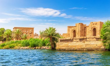 Aswan, Mısır yakınlarındaki Agilika adasında Philadelphia 'dan Isis tapınağı.
