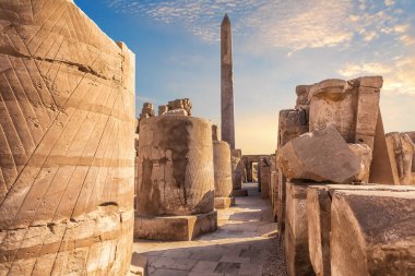 Amun-Re Karakolu Karnak Galerisi, Lüksör, Mısır.