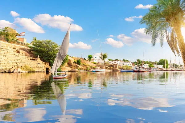 Vista Del Nilo Velero Orillas Asuán Egipto — Foto de Stock