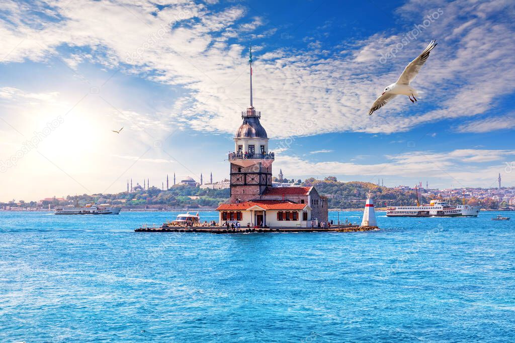 Beautiful Maiden's Tower, Bosphorus, Marmara sea, Istanbul Turkey