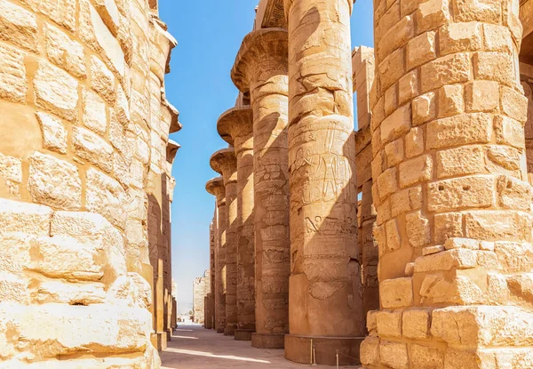 Kolumny Hypostyle Hall Świątynia Karnaka Luxor Egipt — Zdjęcie stockowe