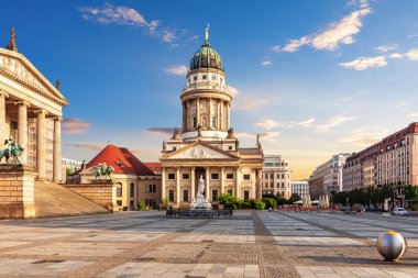 Berlin, Almanya 'daki Yeni Kilise veya Alman Jandarma Kilisesi.