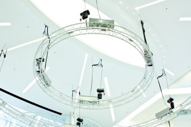 tavan modern ticari merkezi