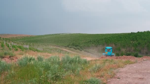 Tractor Driving Away Camera Dirt Roadcentral Asian Countryside Summer Cloudy — Video Stock