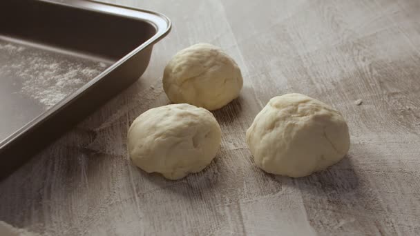 Male Hands Sprinkle Flour Three Pieces Dough Ready Baking Dough — Vídeo de Stock