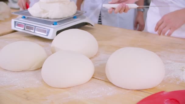 Cooking Thermometer Put Ready Bake Bread Lying Metal Table Bakery — Vídeo de stock