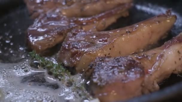 Small Onions Thrown Cast Iron Pan Lamb Ribs Fried Butter — Video Stock