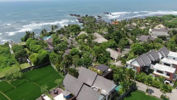 Flight Drone Tropical Cottage Village Seashore High Tide — Stock Video
