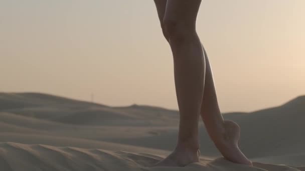 Brunette Black Swimsuit Walks Barefoot Sand Dune Desert Slow Motion — Stockvideo