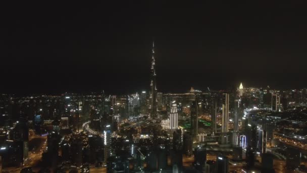 Pesawat Drone Terbang Atas Kota Malam Dubai Menara Burj Khalifa — Stok Video