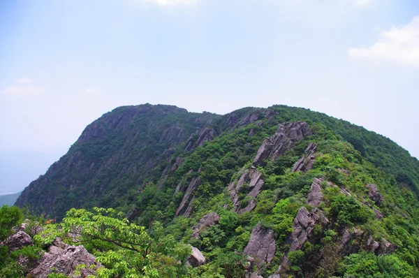 Reizen op top van mounain in Zuid-china — Stockfoto
