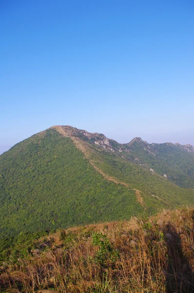 Viewing the nailing ridge of china at summer — Stock Photo, Image