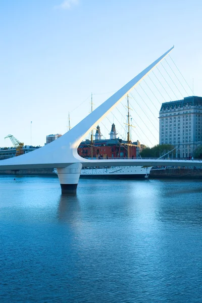 Puente De La Mujer — Stock Fotó