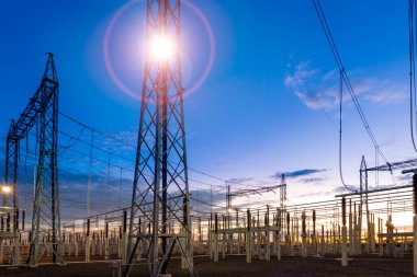 Şafakta Asuncion, Paraguay 'da elektrik santrali