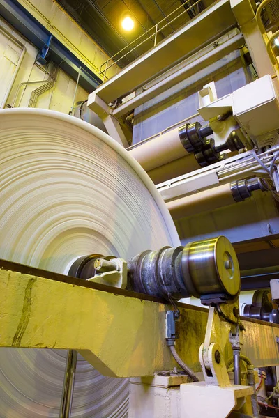 Big Rolls Paper Coming Out Machinery Paper Mill Plant — Stock Photo, Image