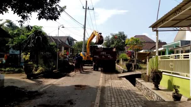 Malang Indonesia July 2022 Excavation Side Road Using Excavator Accommodated — Video
