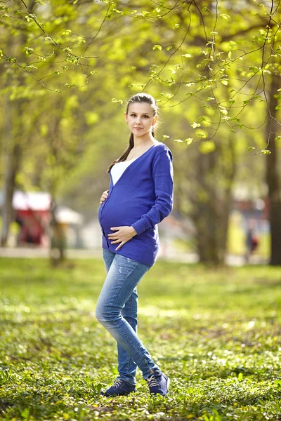 Donna incinta sana — Foto Stock