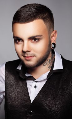 Güzellik adam portresi