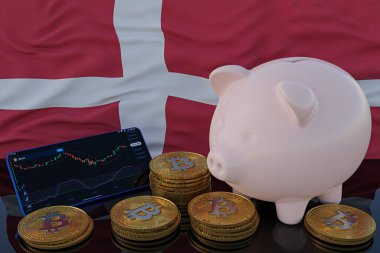 Bitcoin ve kripto para yatırımı. Arka planda Danimarka bayrağı. Domuz kumbarası, tasarruf konsepti. Hisse senedi ticareti için mobil uygulama. 3d resimleme.