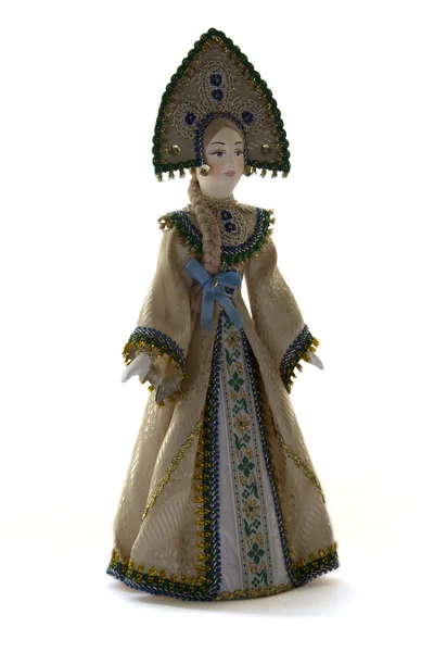 白い背景の上の民族衣装でロシアの人形 — ストック写真
