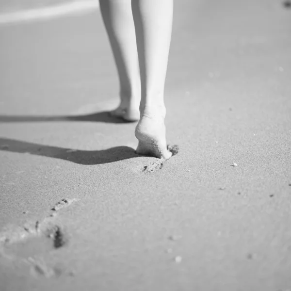 Empreintes de pas sur la plage — Photo
