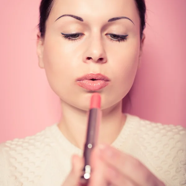 Makeup.Professional Make-up. Lipgloss. Lipstick — Stock Photo, Image