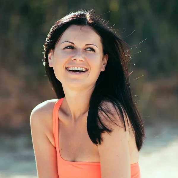 Mujer feliz sonriendo — Foto de Stock