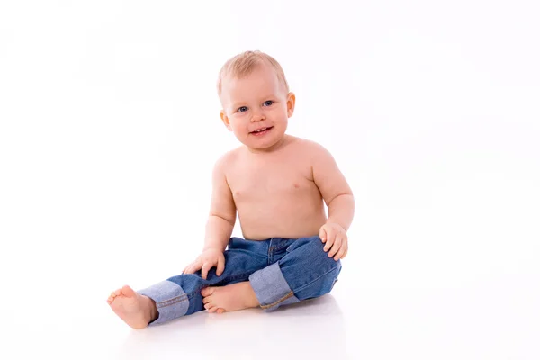 Bebê-menino no fundo branco — Fotografia de Stock