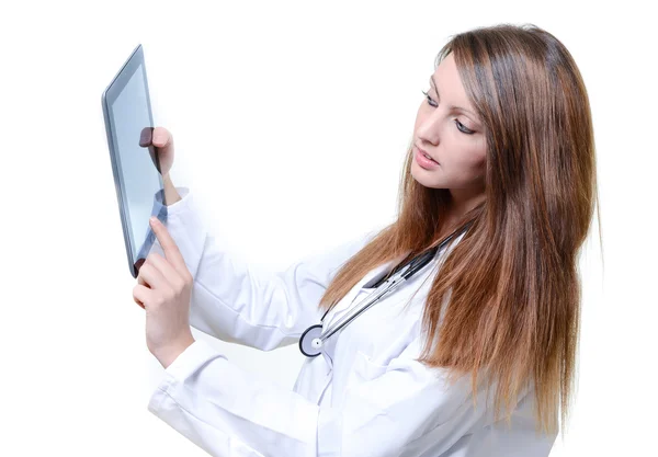 Kız öğrenci doktor dijital tablet ile çalışma — Stok fotoğraf