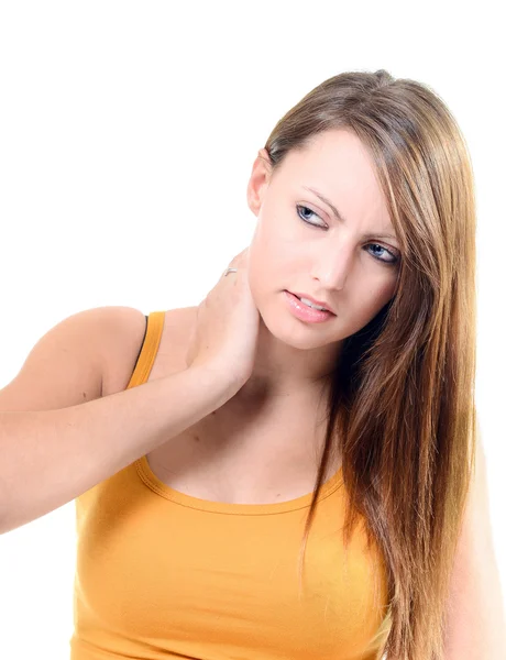 Mooie vrouw met haar nek vanwege pijn geïsoleerd — Stockfoto