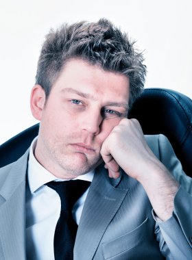 ofiste yorgun işadamı