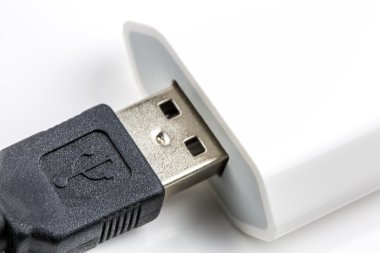 usb kablosu, üzerinde beyaz izole