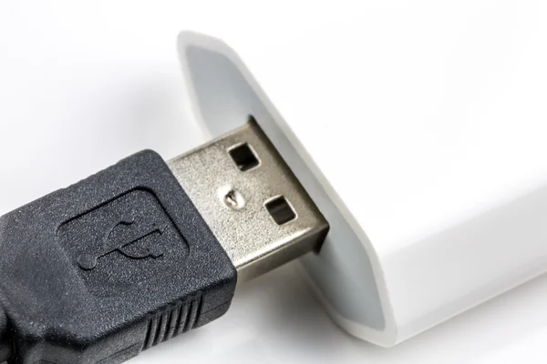 USB-kabel, geïsoleerd op wit — Stockfoto