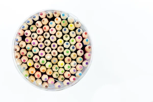 Gros plan des pointes de crayon multicolores — Photo