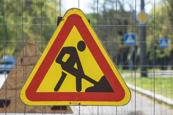 Road Works Sign Denoting Construction Work Construction Site Restoration Reconstruction — Stock Photo, Image