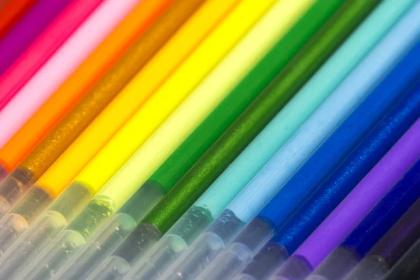 Viele Minen Eines Farbigen Kugelschreibers Großaufnahme Regenbogenfarbenes Muster Verschwommener Und — Stockfoto