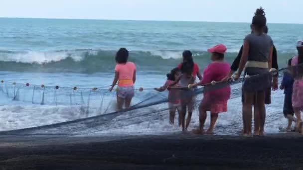 Pesca Colectiva Artesanal Playa Hermosa México Pesca Tradicional Subsistencia Consiste — Vídeos de Stock