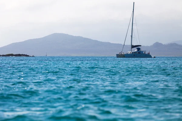 Barca al Pacifico — Foto Stock