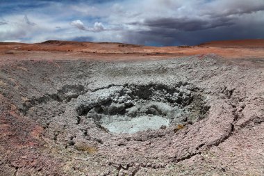 Gayzer altiplano Plato üzerinde