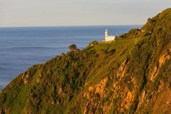 灯台 igueldo の日の出 — ストック写真