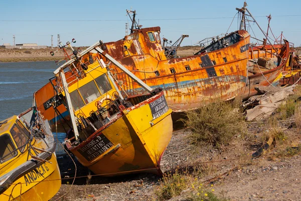 Vernietigd van schepen aan de Atlantische kust — Stockfoto