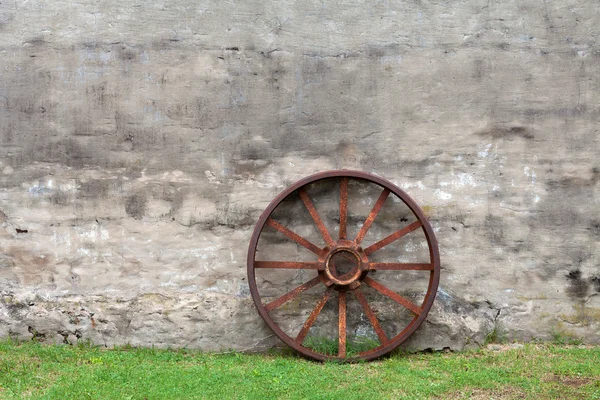 Tahta tekerlek — Stok fotoğraf