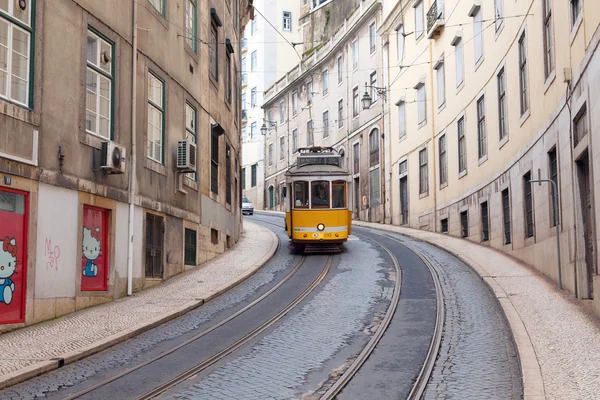 O famoso eléctrico de Lisboa — Fotografia de Stock